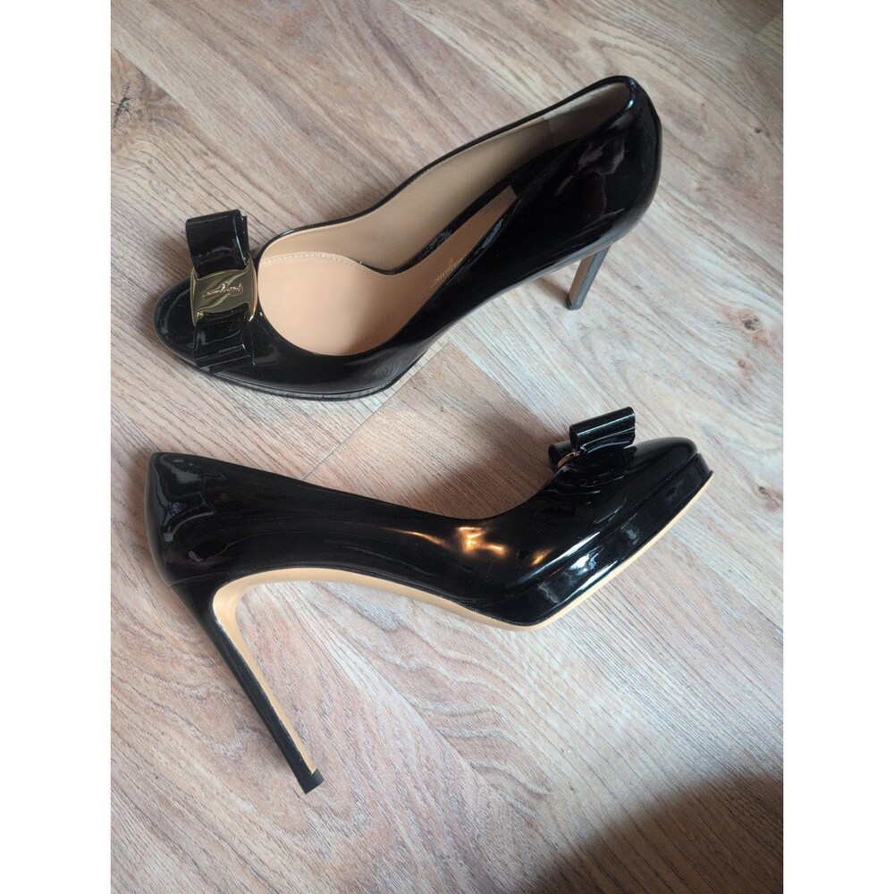 Salvatore Ferragamo Osimo Heels Black Patent Leather Womens 8.5 B